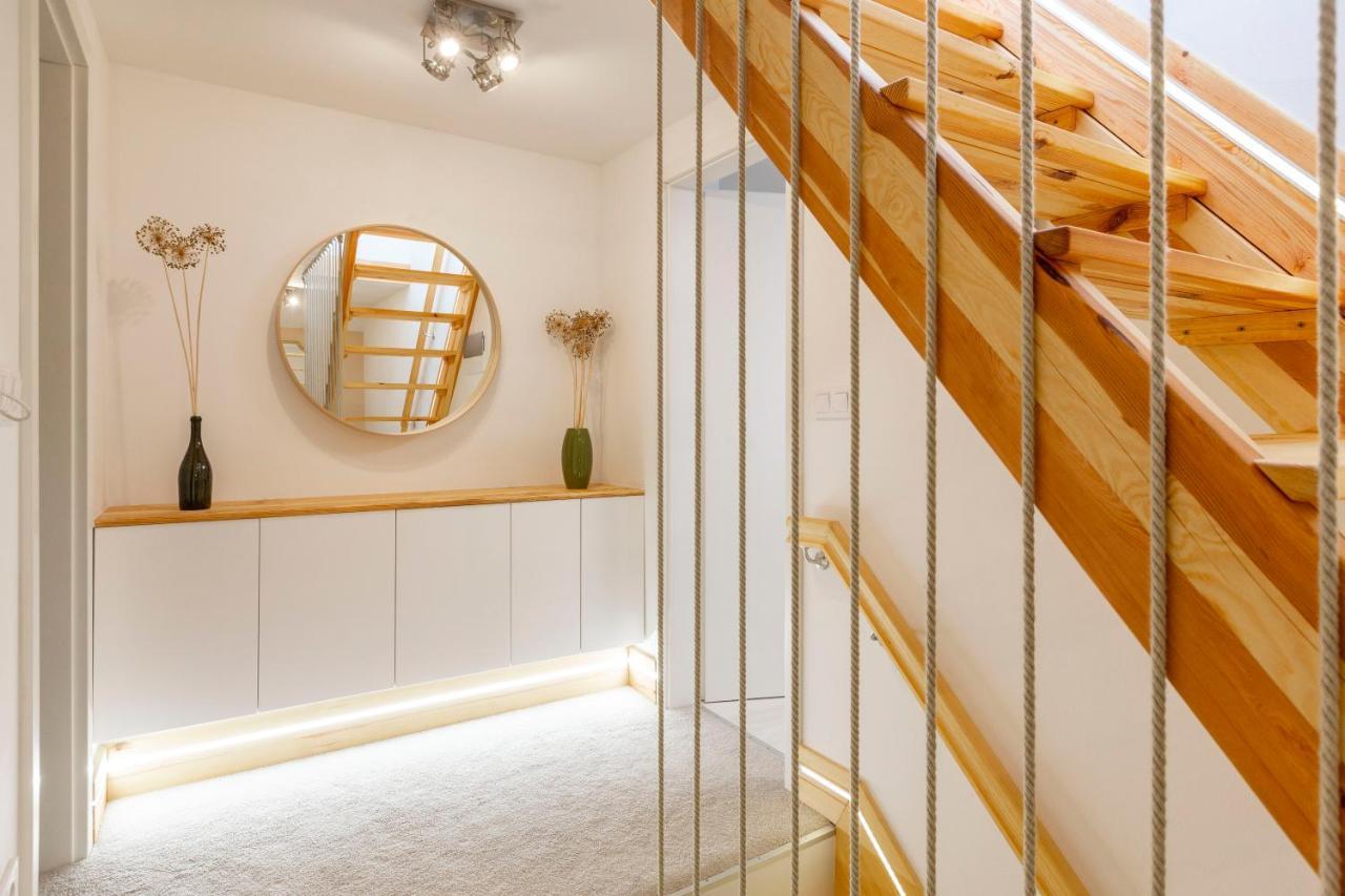 Unique Central 3 Floor Home With 4Bdrm, 3Bthrm Budapest Ngoại thất bức ảnh